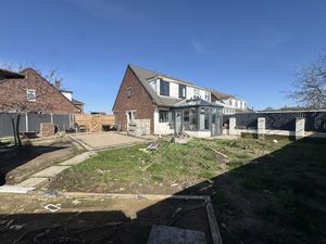 Photo 14- click for photo gallery